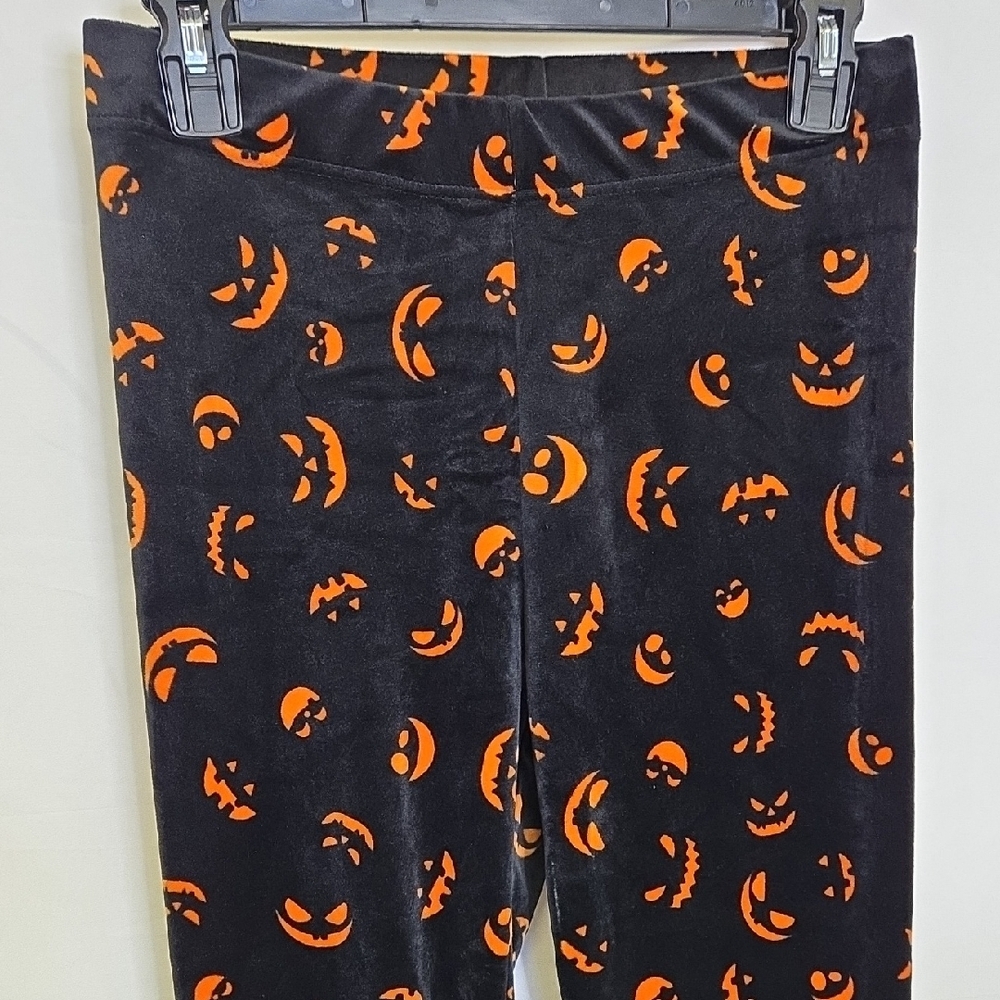 Serra Velvet Jack-O-Lantern Pajama Pants,‎ Black and Orange, Womens Size Medium